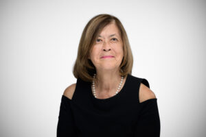 Edna Chun headshot
