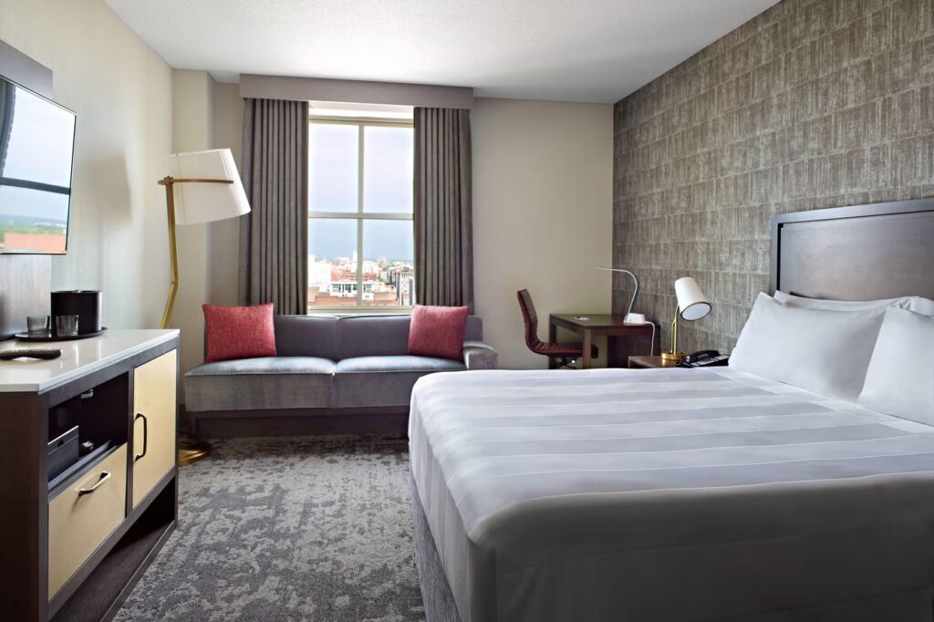 guest room at Marriot St. Louis Grand